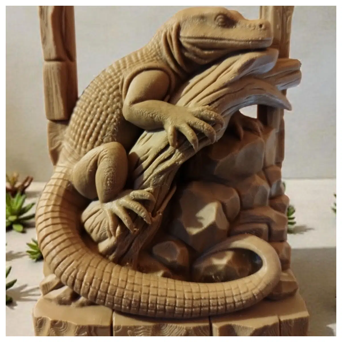 Stone Frame Lizard Toy Model Figurine Desk Decoration Collection Anime Accessories Character Model