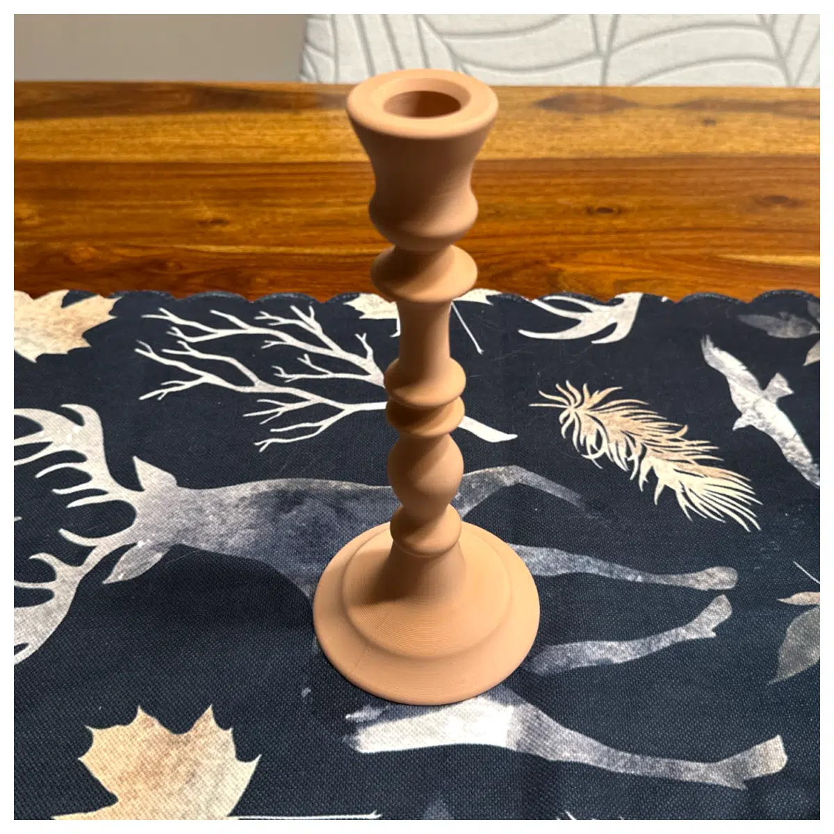 Medieval Candlestick Stand Decorative European Retro Wax Candle Holder Festival Gift Candlestick