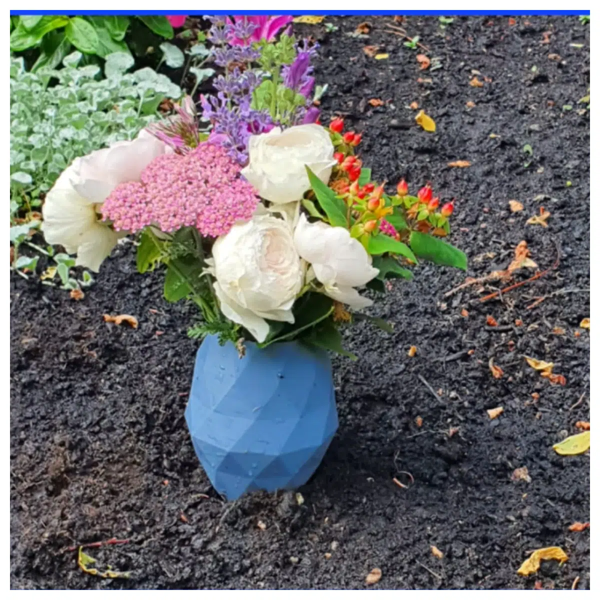 Grave Flower Vase Garden Vase A Type Grave Decoration Cemetery Flower Bed Landscape Vase Outdoor Planter