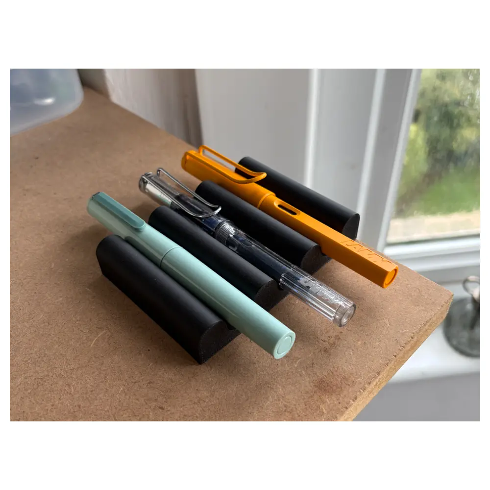 Pen Holder Desk Organizer Wave Design Multi Function Pen Case Office Supplies Storage Creative