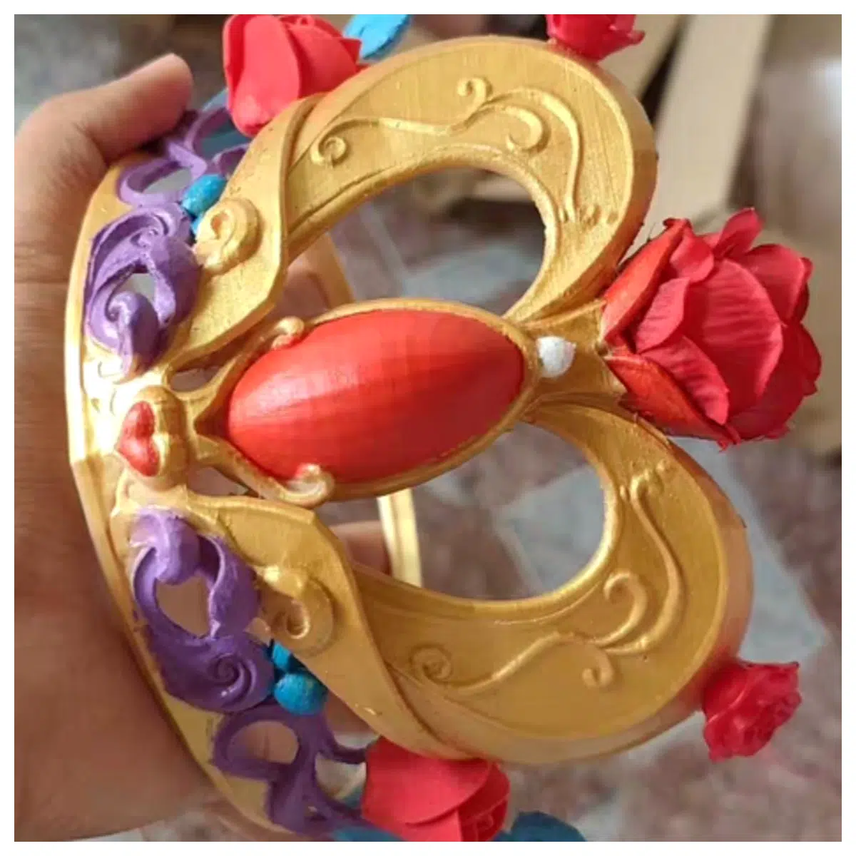 Yelolie Golden Floral Crown Girls Hair Accessories Wedding Party Headpiece Children Birthday Gift Realistic Flower Crown Maiden Hairstyle