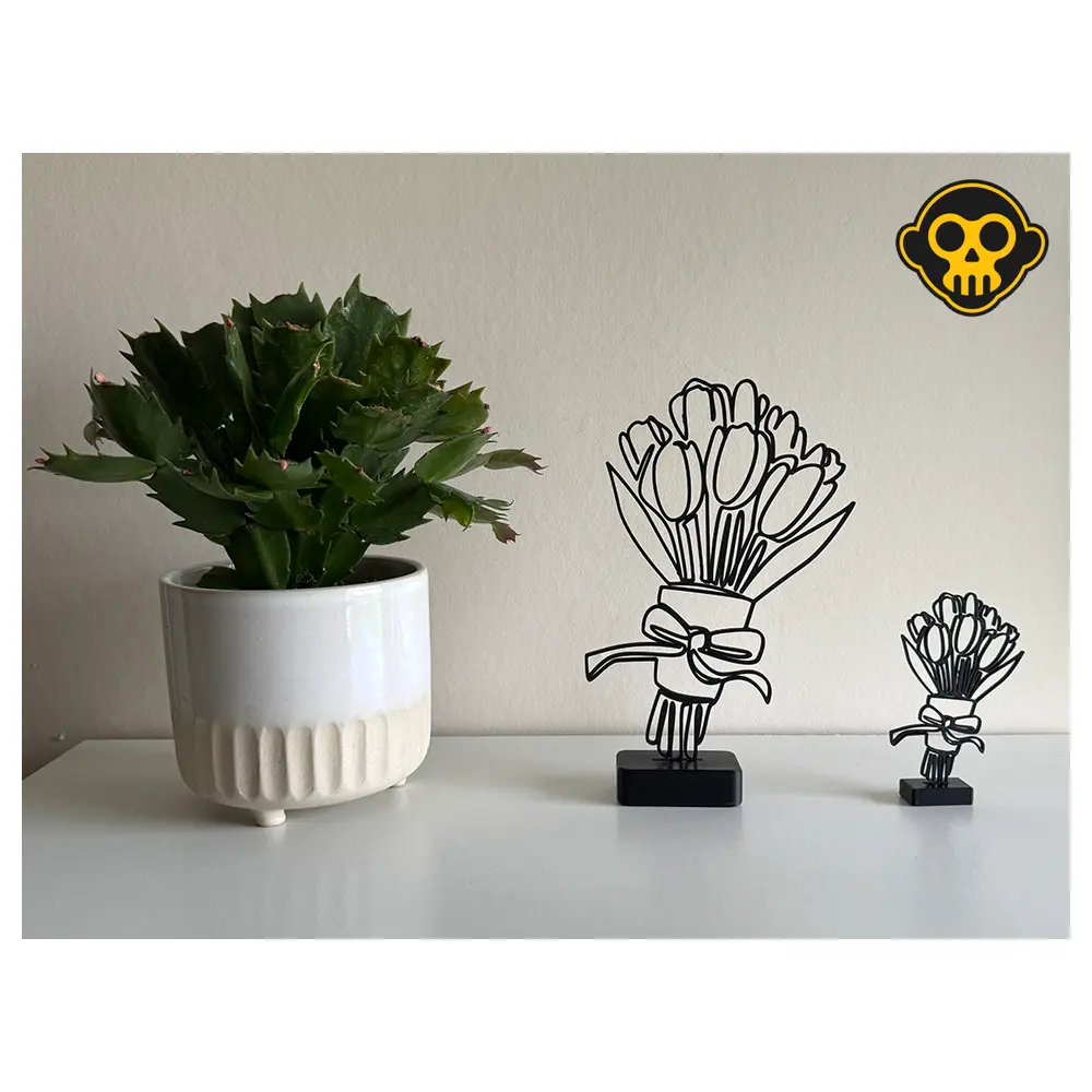 Tulip Bouquet Art Sculpture Line Design Floral Decor Gift Creative Ornament