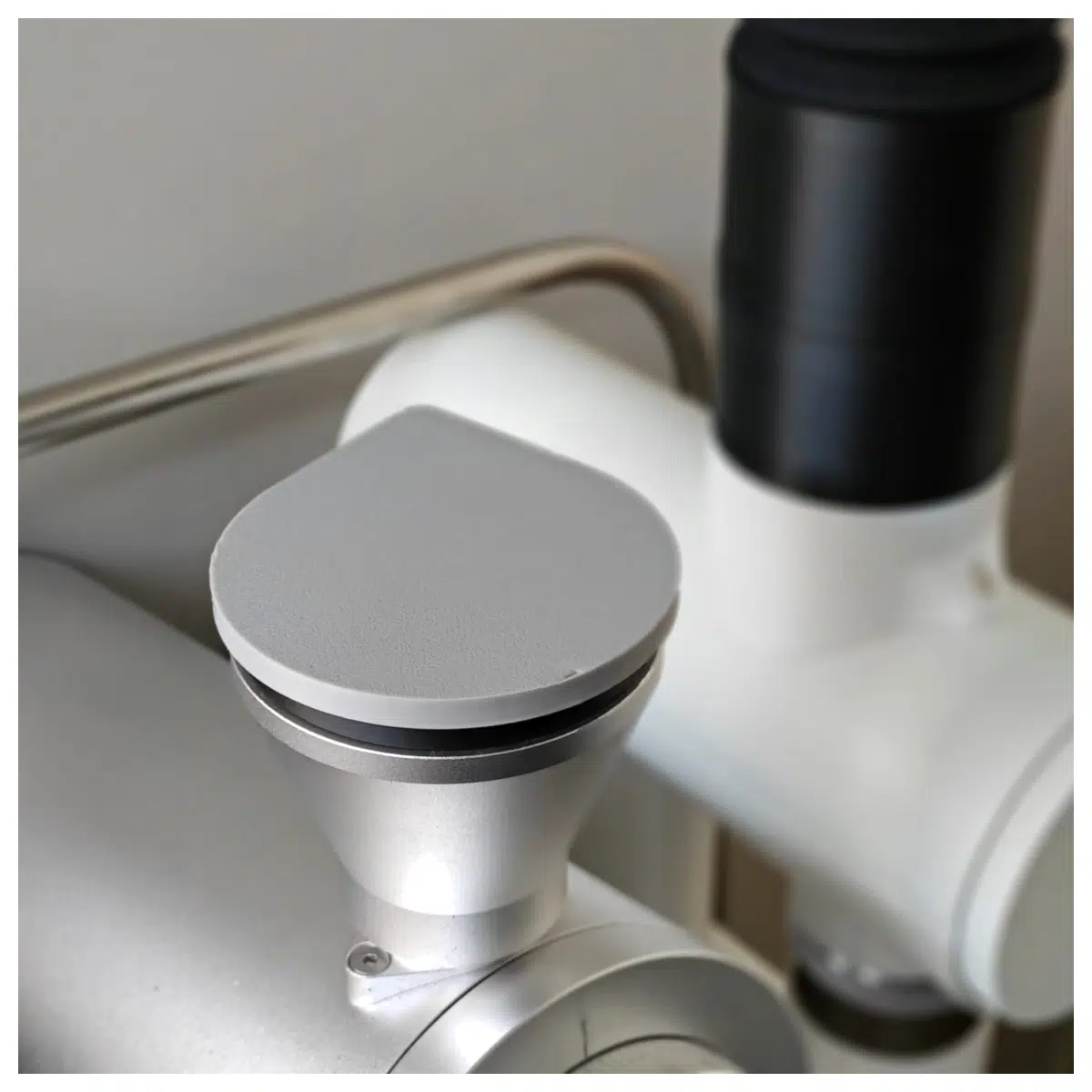 Slow Feeder Adapter Cover Screw Parts Feeding Machine Accessories Fast Loading Automation Equipment