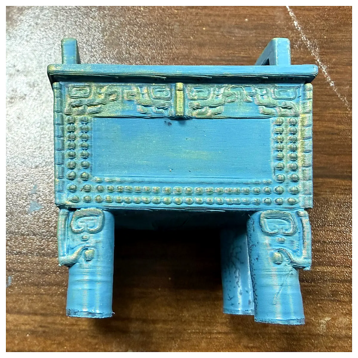 Si Mu Xin Ding Bronze Age Ding Ceramic Ritual Vessel Ancient Decorative Art Gift Item Temple Display Offering