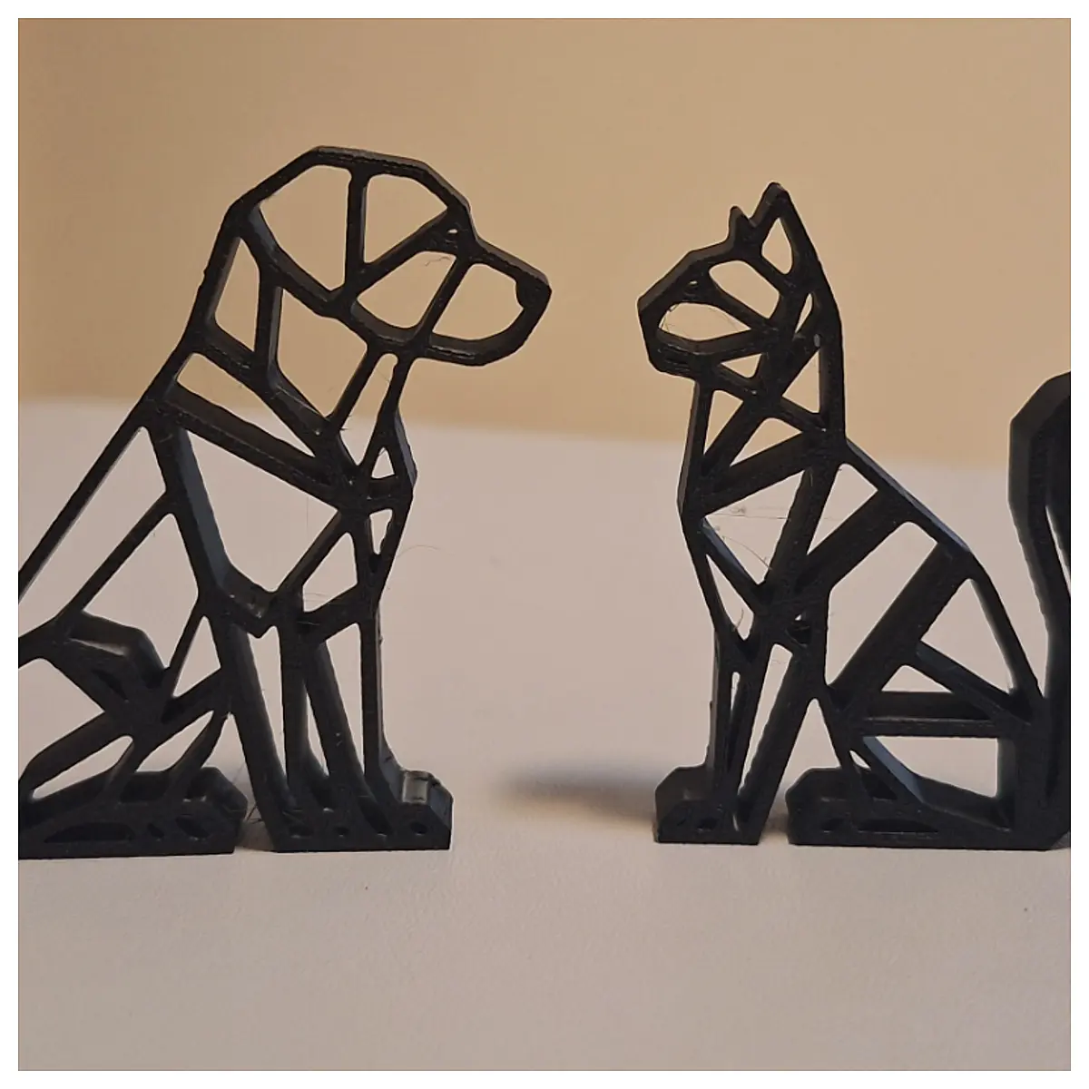 Geometric Cat Dog Sculpture Modern Art Figurine Desk Decoration Home Decor Creative Gift