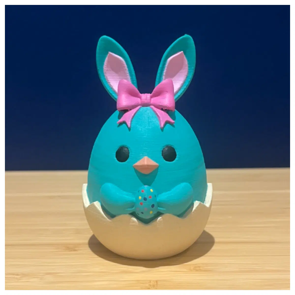 Resurrection Bunny Figurine Egg Decoration Easter Bunny Gift Holiday Ornament Rabbit Toy Festive Decor