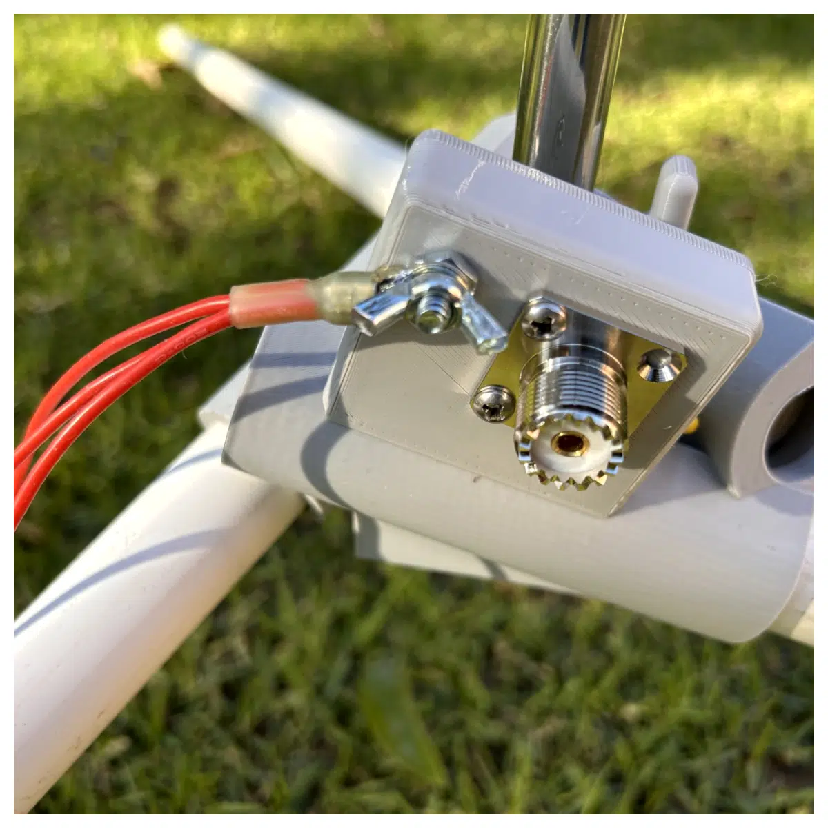POTA Vertical Ham HF Antenna w Tripod Low Power QRP Ham Radio HF Antenna