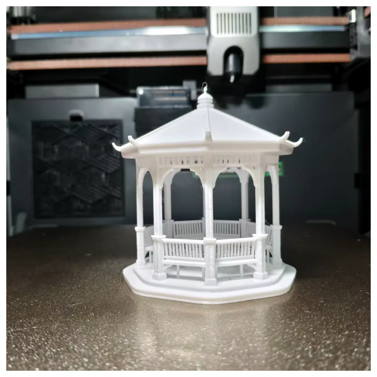 Round Gazebo Outdoor Shade Shelter Construction Patio Garden Canopy Cover