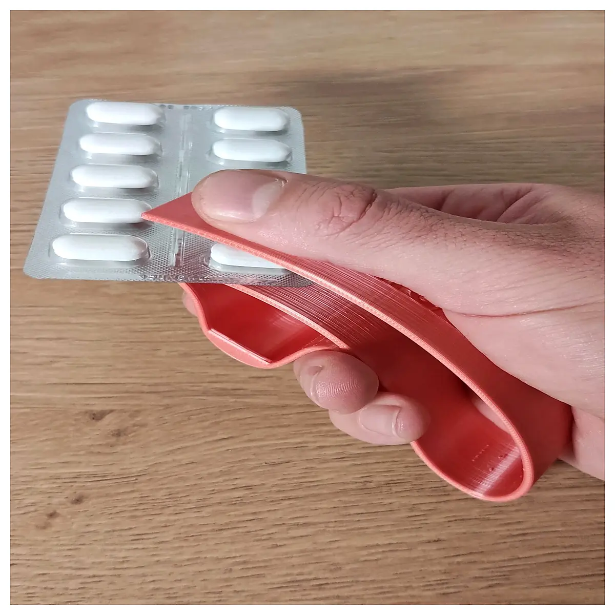 Pill Cutter Easy Print Pill Cutter Pill Splitter Fast Cutting Medication Accessories Easy Print Pill Cutting Tool