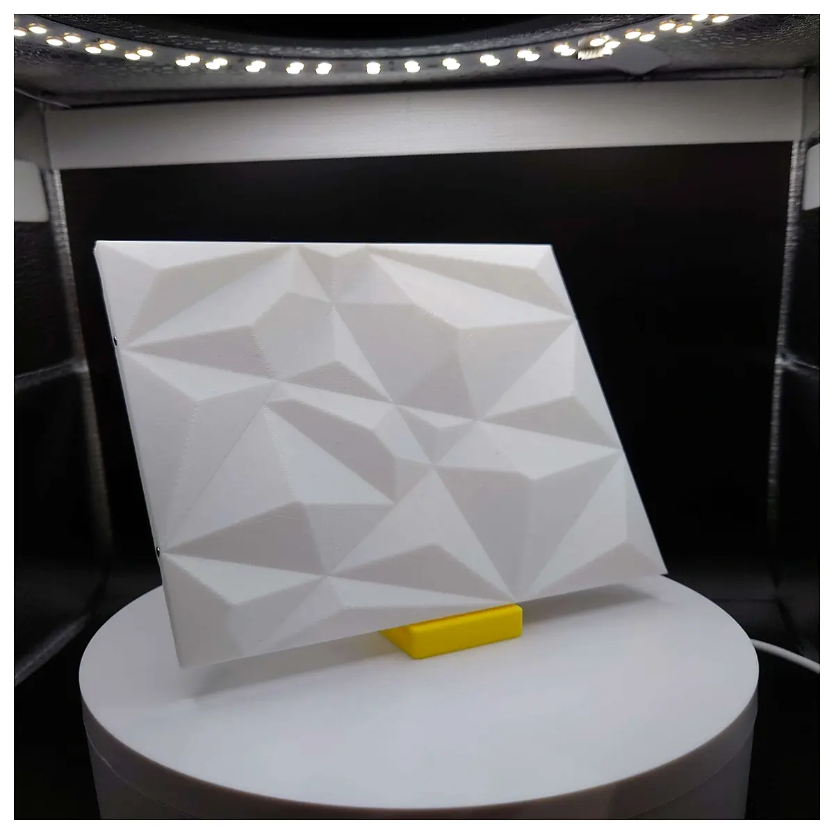 printable geometric wall art with magnetic gaps stl f3d file modular home decor