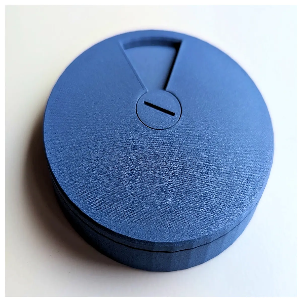 Magnetic Weekly Pill Organizer Smart Medication Timer Easy Pill Taking for Seniors Health Management Weekly Pill Box