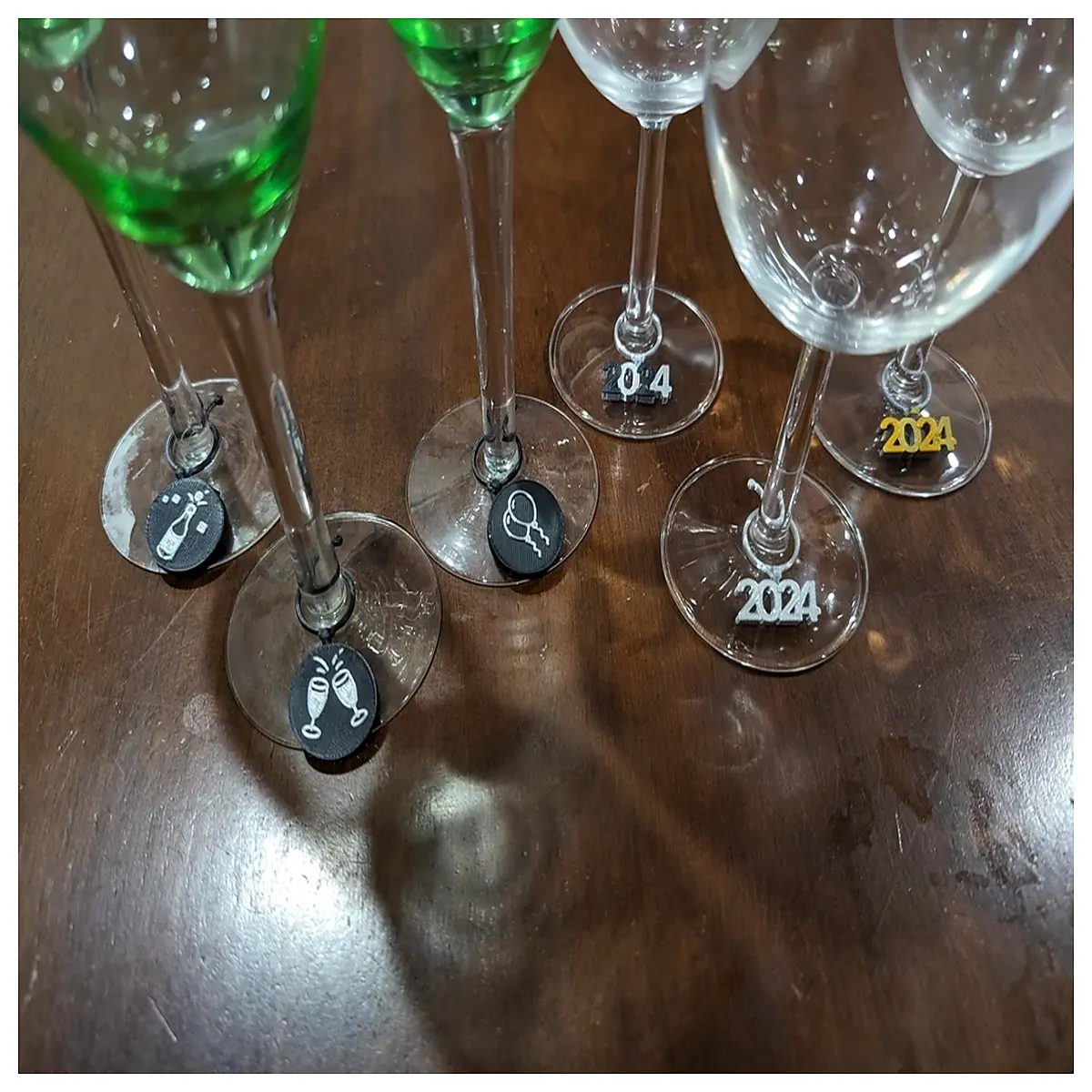 Instant Print Champagne Glass Decor 2024 New Year Party Shiny Glass Hanging Ornament Celebration Gift Party Decoration
