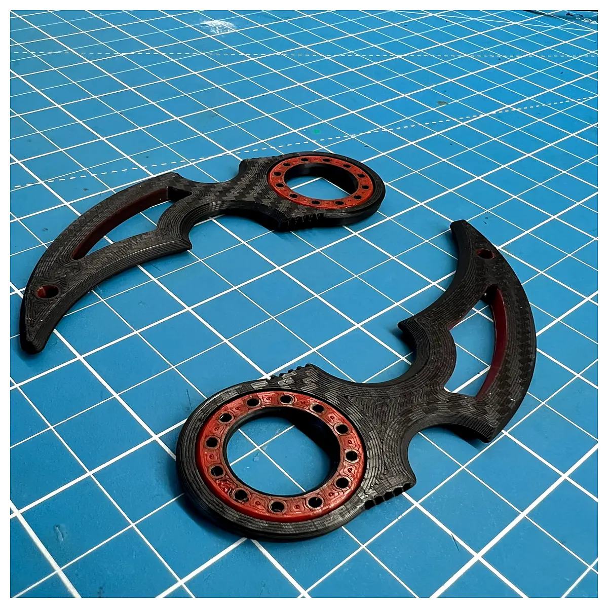 Rotating Keychain Karabakh Keyring Fun Hanging Decoration Rotating Toy Key Accessory Key Ring