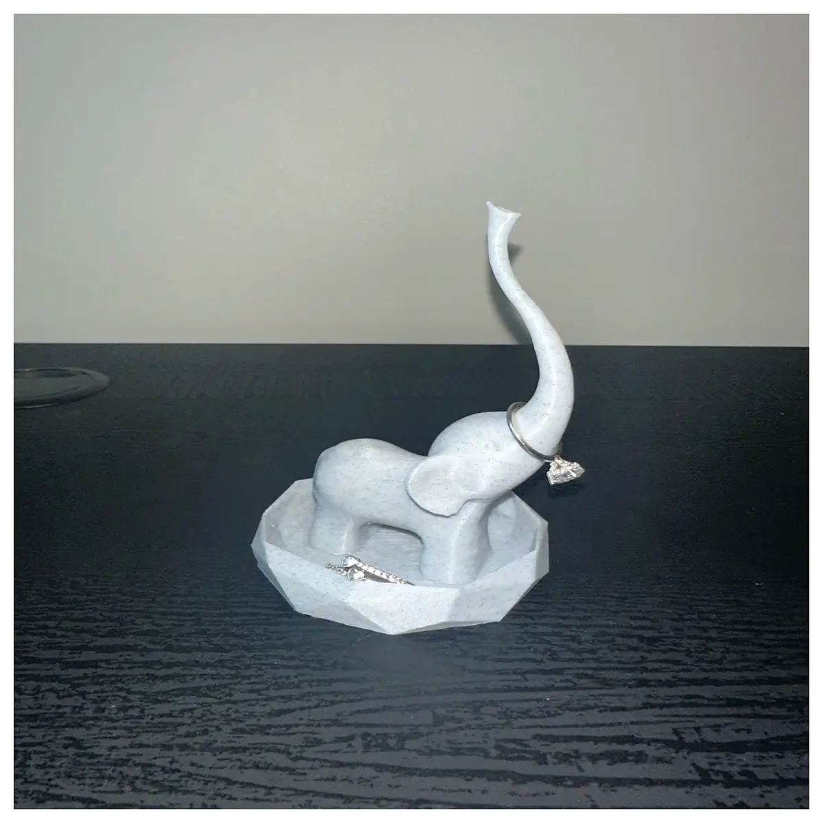 Pictogram Ring Stand Plate Display Stand Jewelry Accessory Display Fixture Art Decoration Showcase