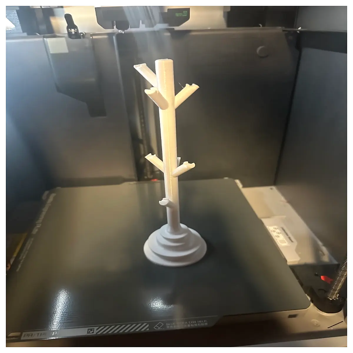 keychain tree organizer for retail shop counter jewelry hooks