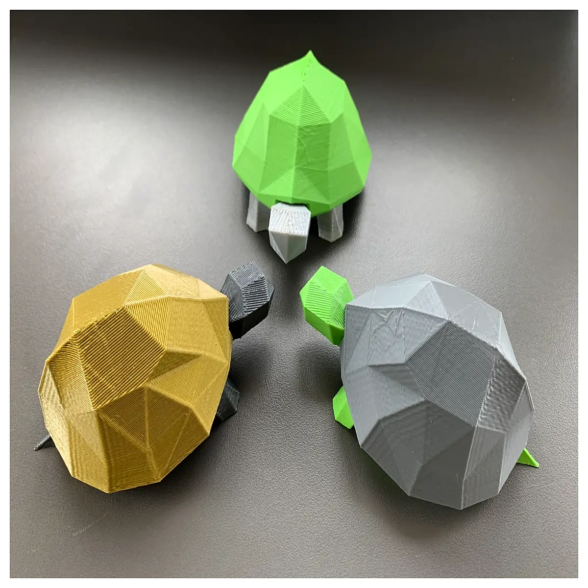 Small Tortoise Tray 3D Model Low Poly Bed Reptile Model Pet Decoration Simulation Tray
