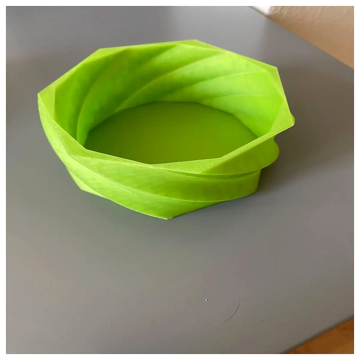snack bowl with lid and tongs for party buffet kitchen storage container with serving tools