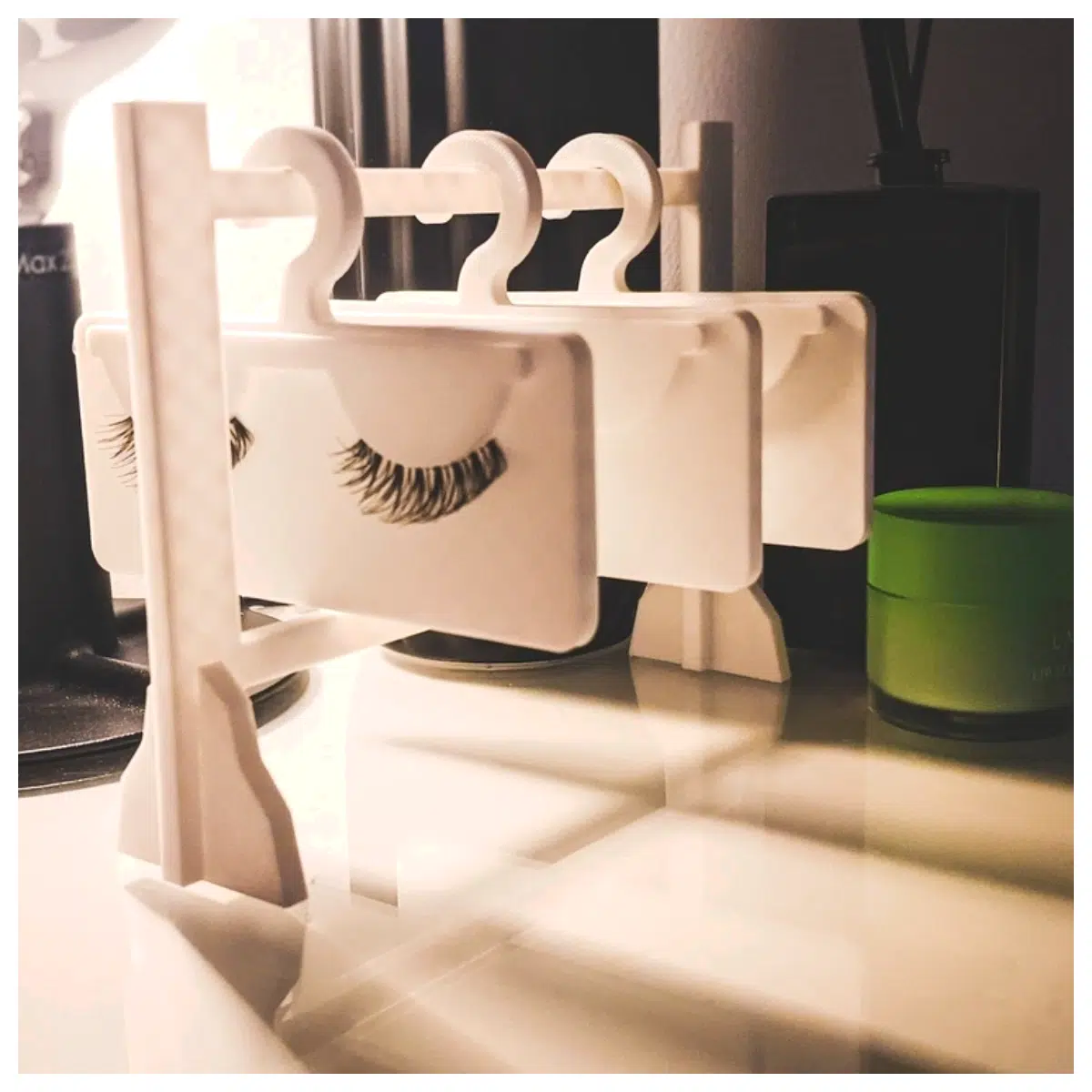 False Lash Display Stand Eyelash Holder Makeup Accessory Organizer Lash Display Rack Storage Solution Eyelash Stand