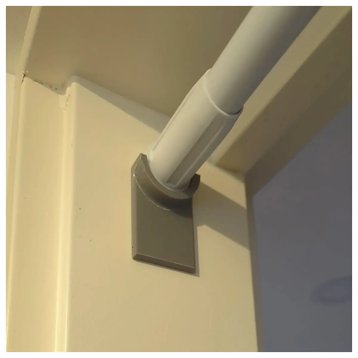 Shower Curtain Rod Bracket 32mm Bathroom Support Wall Mounting Accessory Curtain Rod Hardware