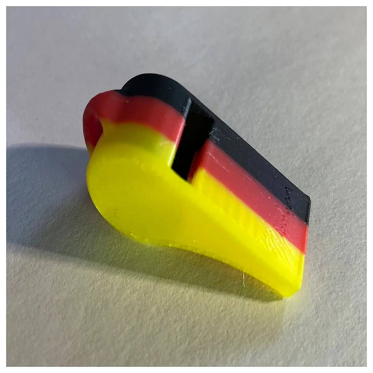 Loud Whistle Keychain Sports German Style Whistle Emergency Signal Alarm Accessory