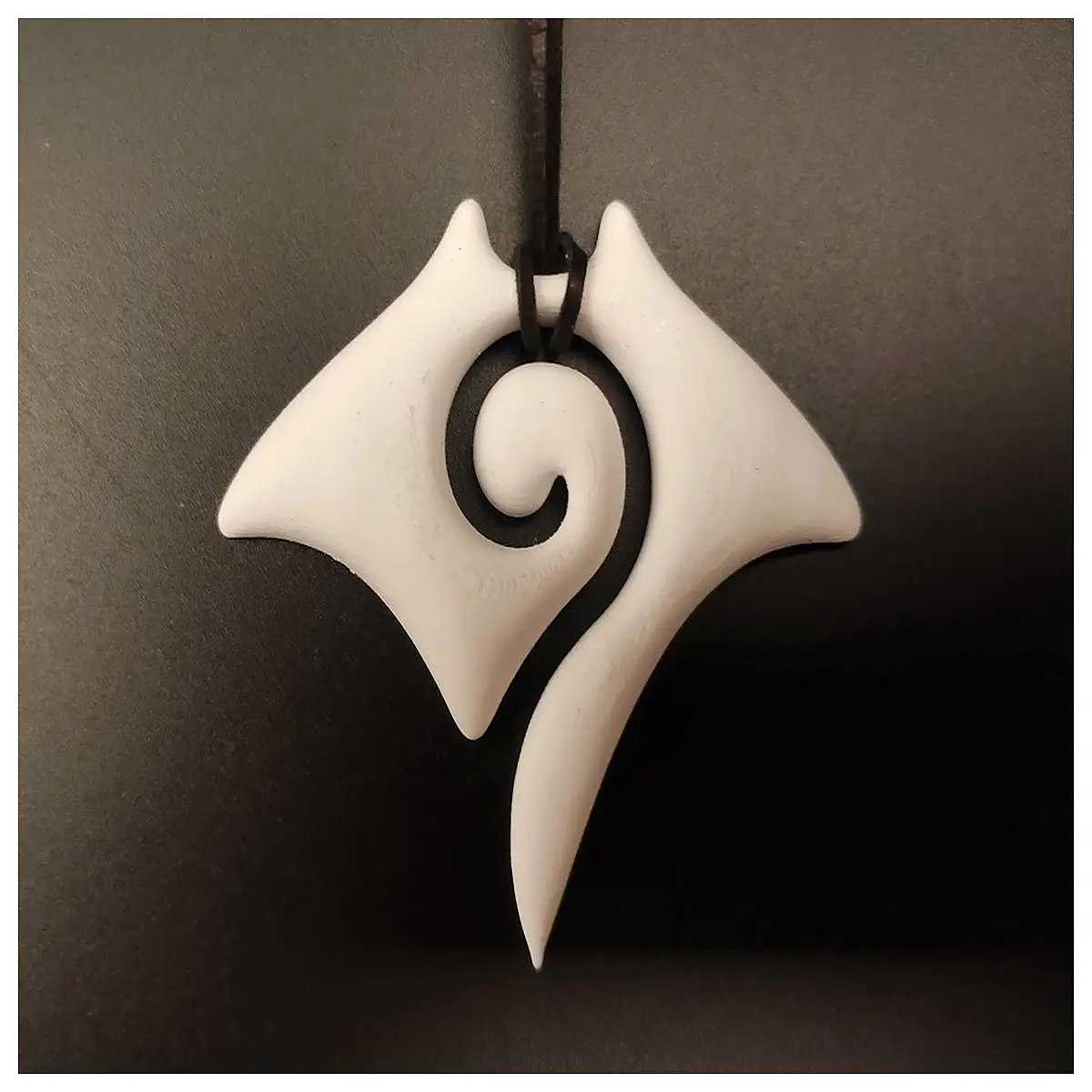 Shark Pendant Necklace for Women Shark Chain Jewelry Charm Lucky Decoration Girlfriend Shark Pendant Shark Shaped