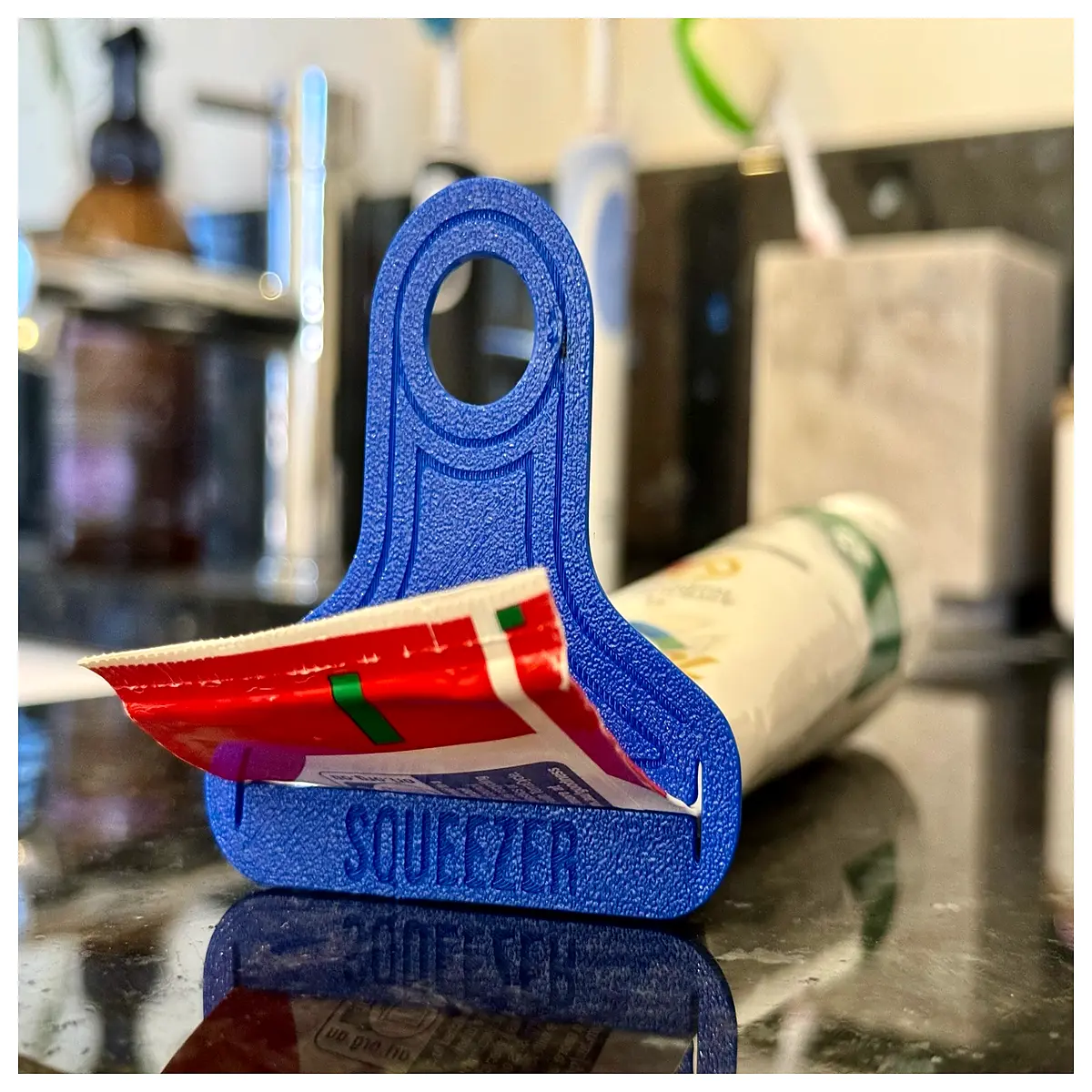 Ultimate Toothpaste Squeezer Easy Paste Dispenser Time Saving Hygienic Cleaning Toothpaste Tube Emptying Tool Paste Dispenser