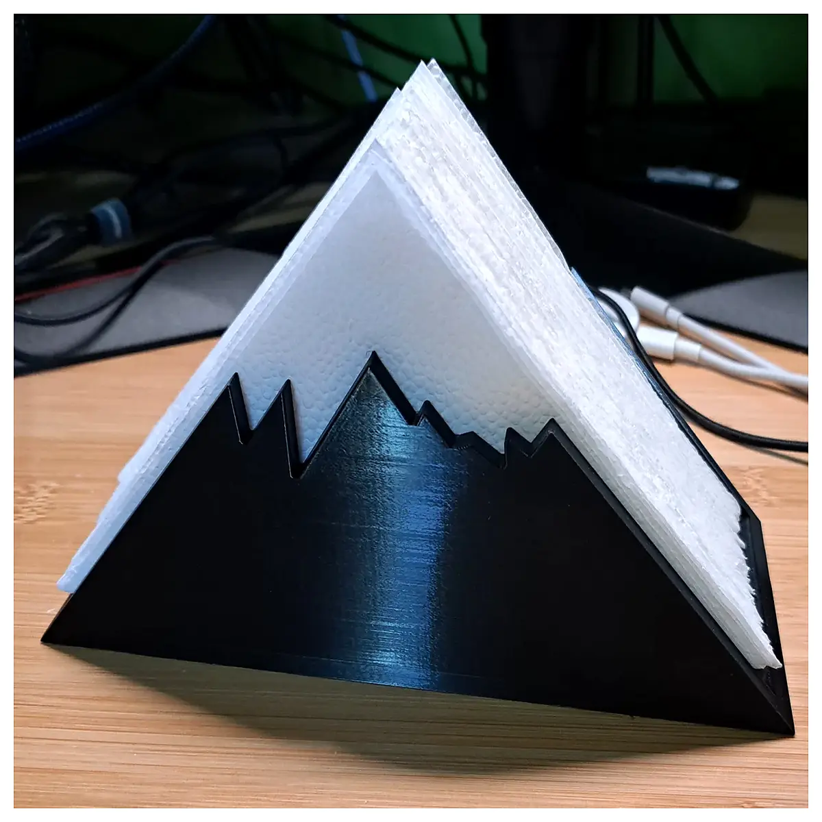Mountain Tissue Holder Stand Bathroom Kitchen Shelf Paper Towel Rack Wall Mounted Modern Simple Storage Organizer