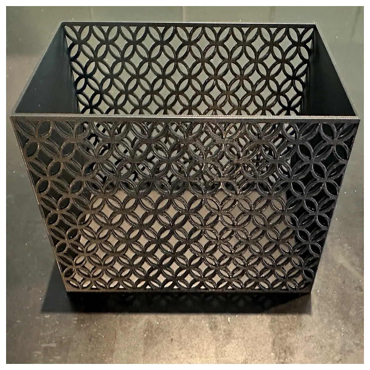 Geometric Decorative Flower Box Round Wall Decor Desktop Ornament Creative Gift Geometric Pattern Wall Art Box
