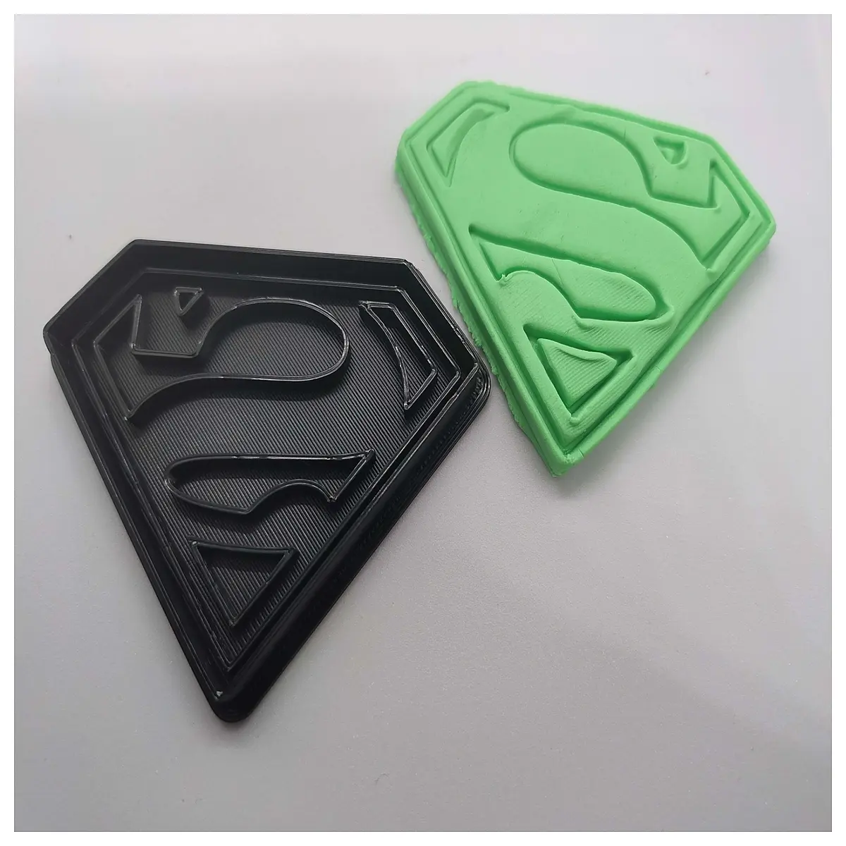 Super Man Cutter Fast Cutting Tool Kitchen Food Processor Vegetable Fruit Slicer Food Prep Sharp Blades