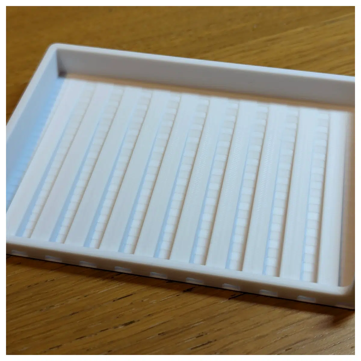 drainage hole soap dish minimalist modern bathroom accessories non slip ceramic holder for wet bar