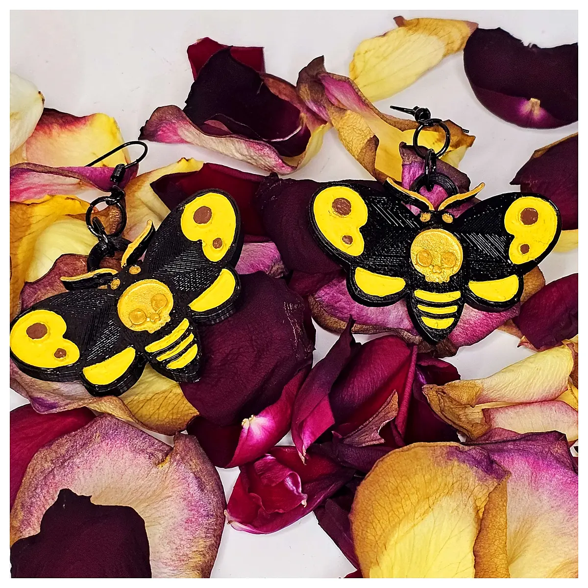 Cute Death Moth Earrings Women Black Wing Stud Earrings Elegant Fashion Accessory Decorative Earrings Parts