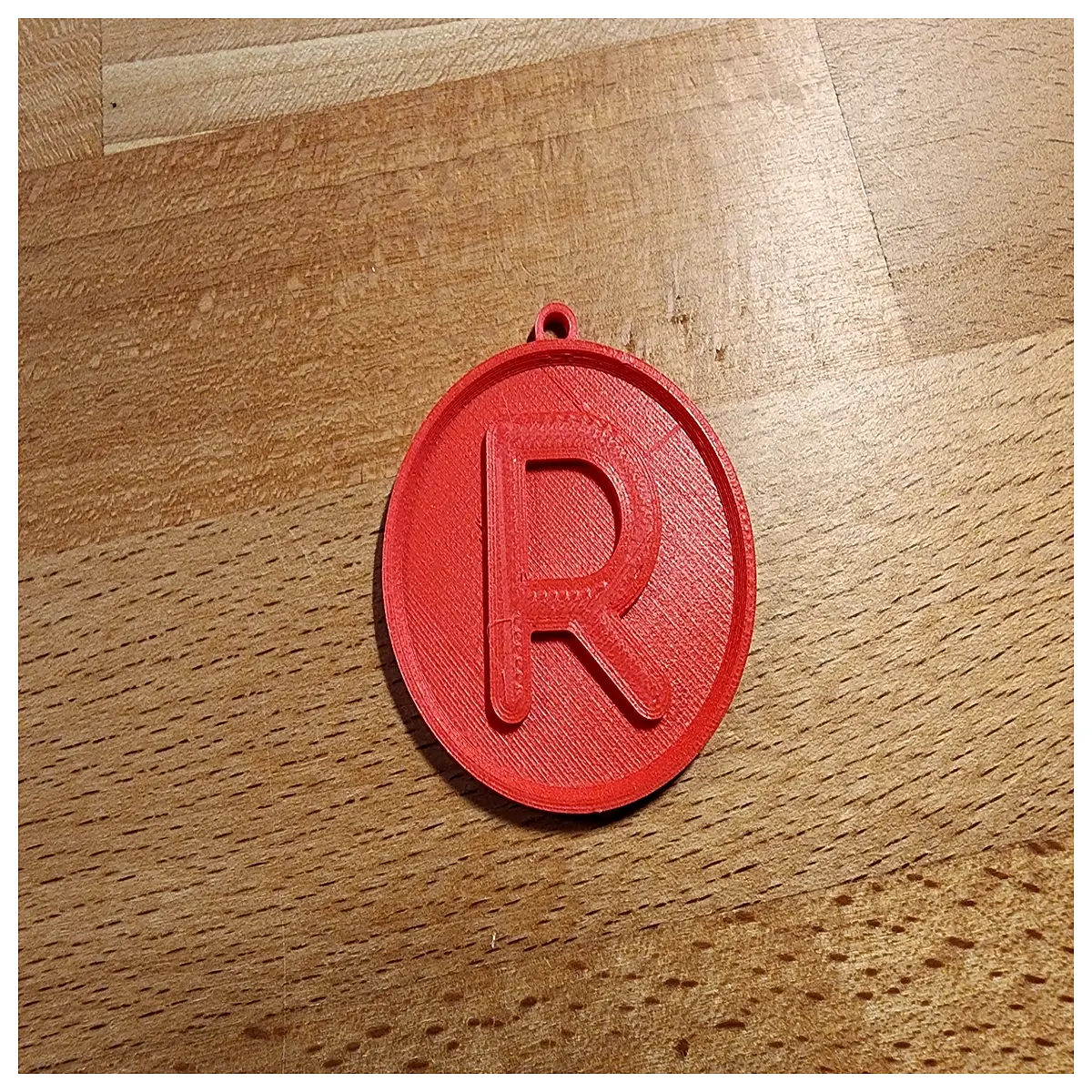 R Letter Round Keychain Car Decoration Memorial Gift Driving Accessories Keyring Charm Pendant