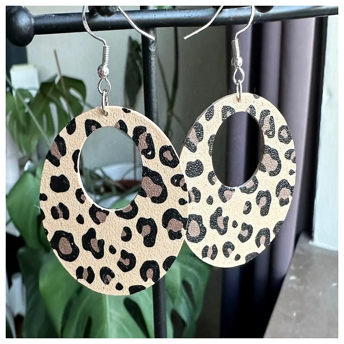 Leopard Print Earrings Women s Animal Earring Party Decoration Exotic Fashion Elegant Leopard Earring Trendy Accessories