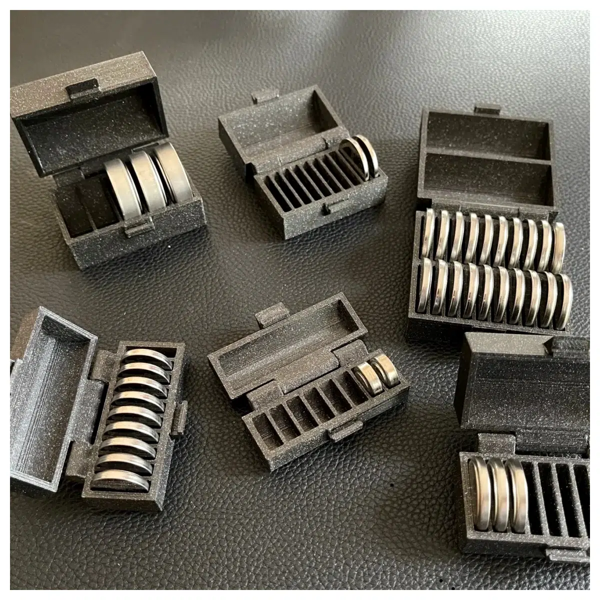 Cylindrical Battery Case LR43 Holder Battery Storage Box Electronics Accessory Battery Protection Case Long Term Use