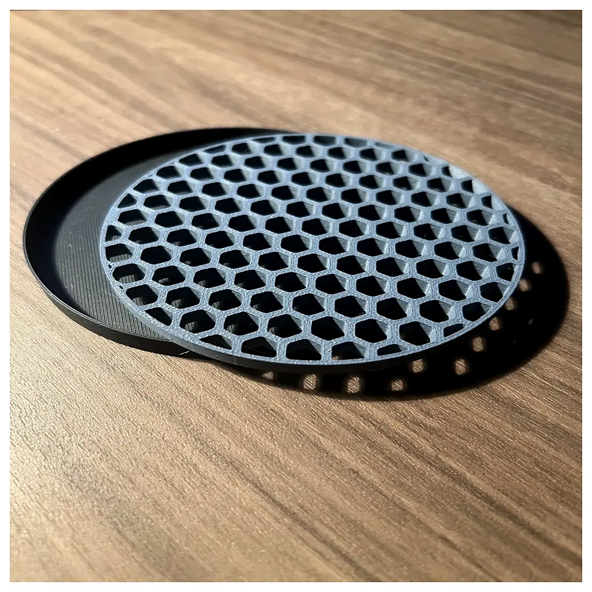 round coaster with condensation drip tray for glass cups water catch base anti sweat drink mat