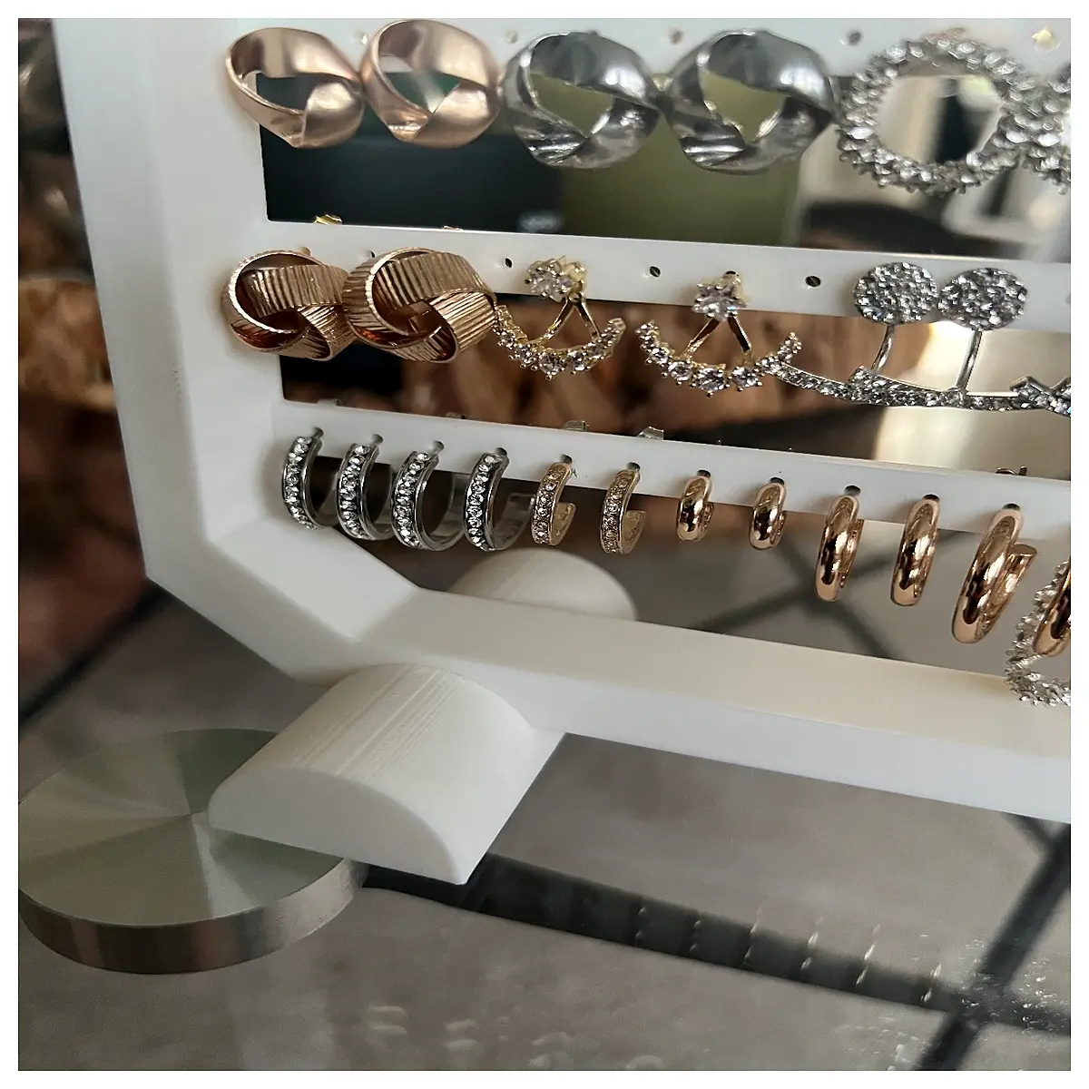 Earring Holder Ear Hooks Simple Earring Support Wear Accessories Easy Earring Attachment Stylish Earring Stand