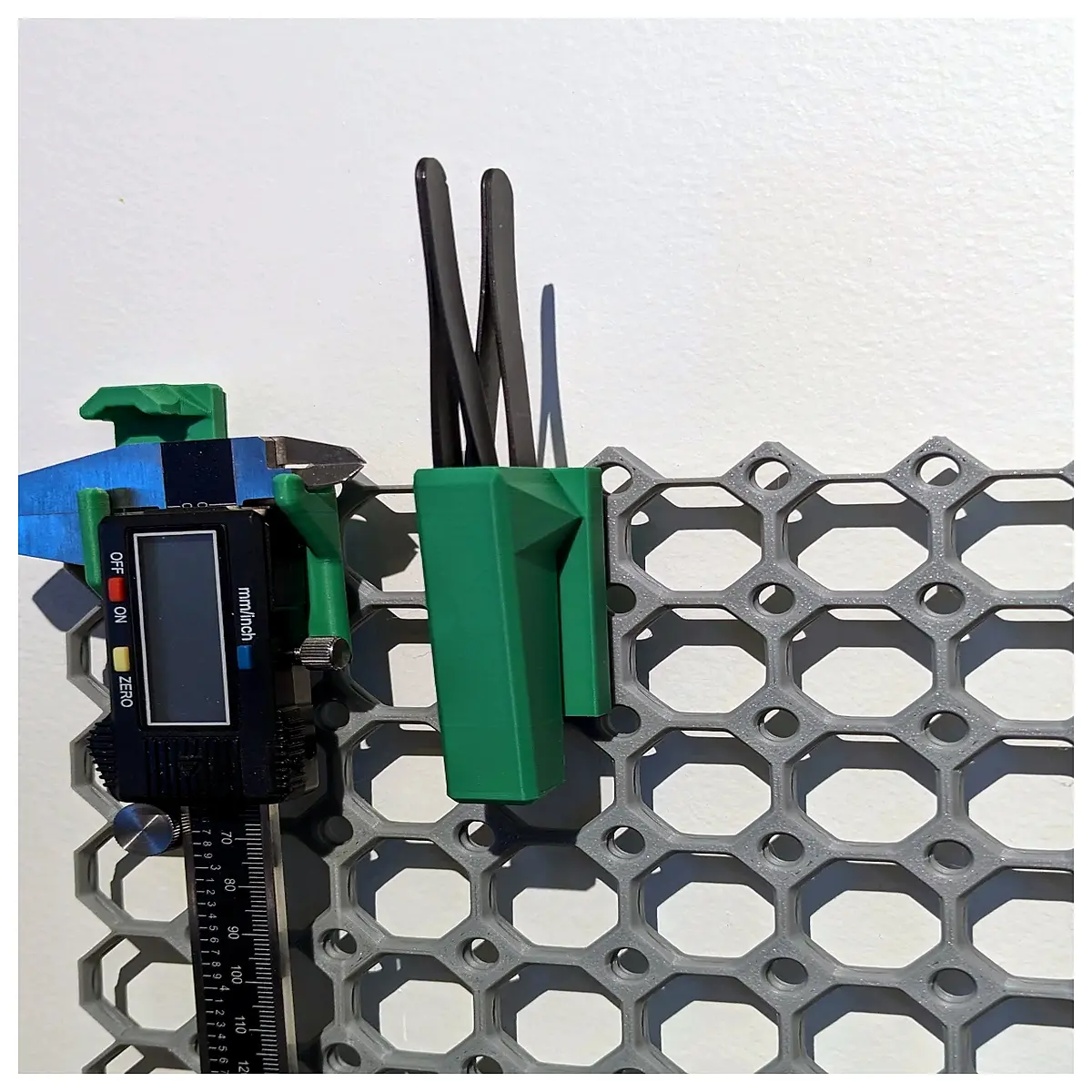 multi port charging station with tweezers holder for electronics repair workbench organizer