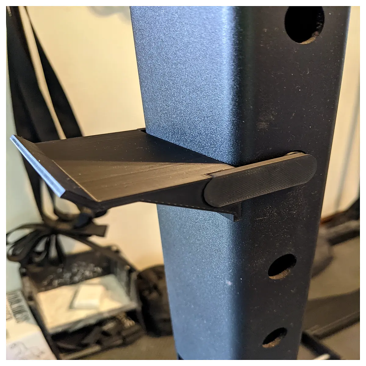 Squat Rack Phone Holder Exercise Equipment Mobile Stand Fitness Accessory Stabilizing Bracket Phone Mount