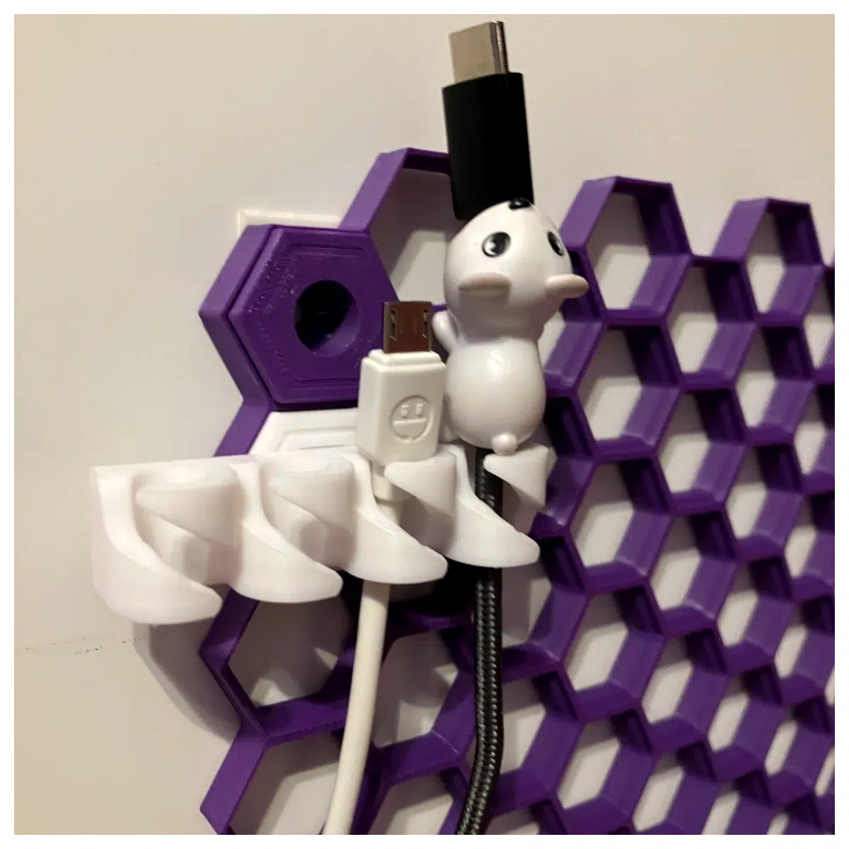 Honeycomb Wall Cable Brackets Installation Accessories Wall Mounting Hardware Honeycomb Panel Cable Management Bracket Parts