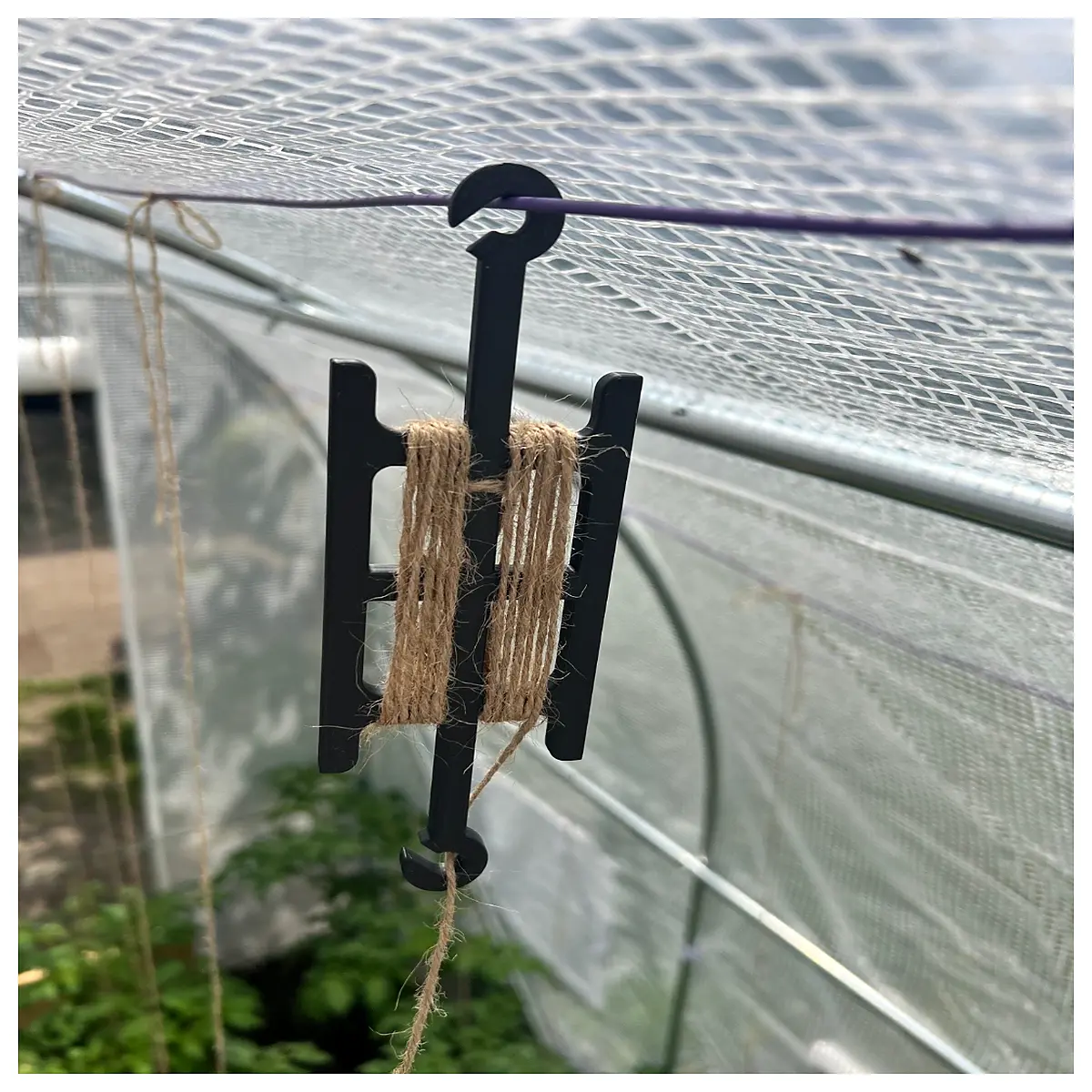 greenhouse tomato plant support clips duty vine hooks for vertical gardening trellis system indoor outdoor grow