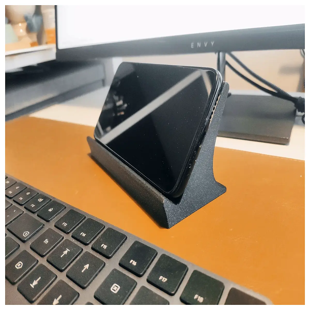 Arc Phone Holder Wireless Charger Car Mount Desktop Stand Mobile Accessories Phone Support Charging Stand