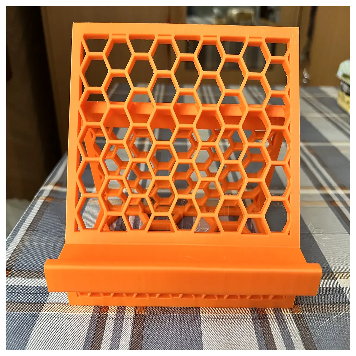 Hexagonal Phone Stand Dual Phone Holder No Support Needed Desktop Phone Stand Phone Accessory Parts