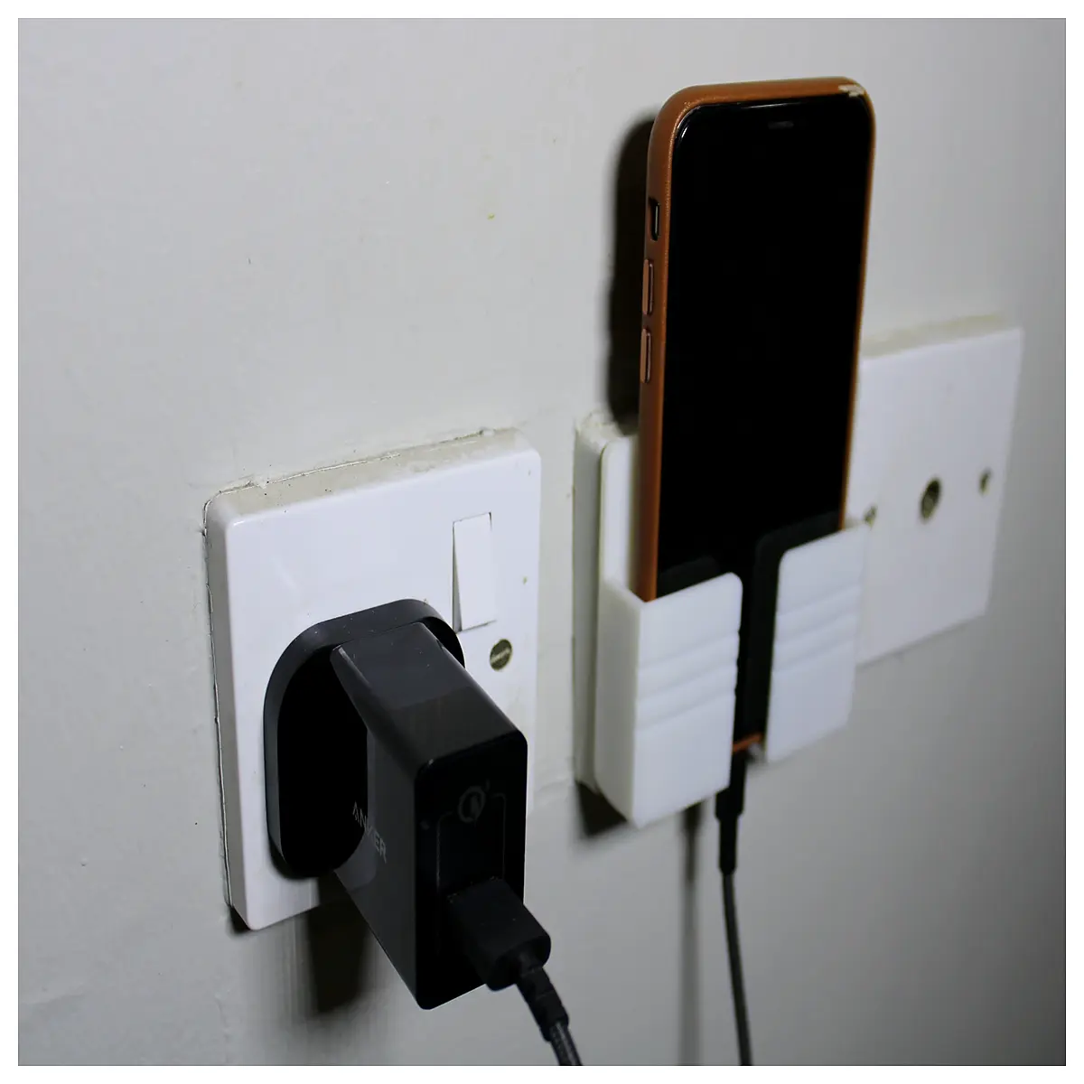 Phone Holder Mobile Charger Accessory Phone Stand Bracket Phone Mount Holder Phone Charging Stand