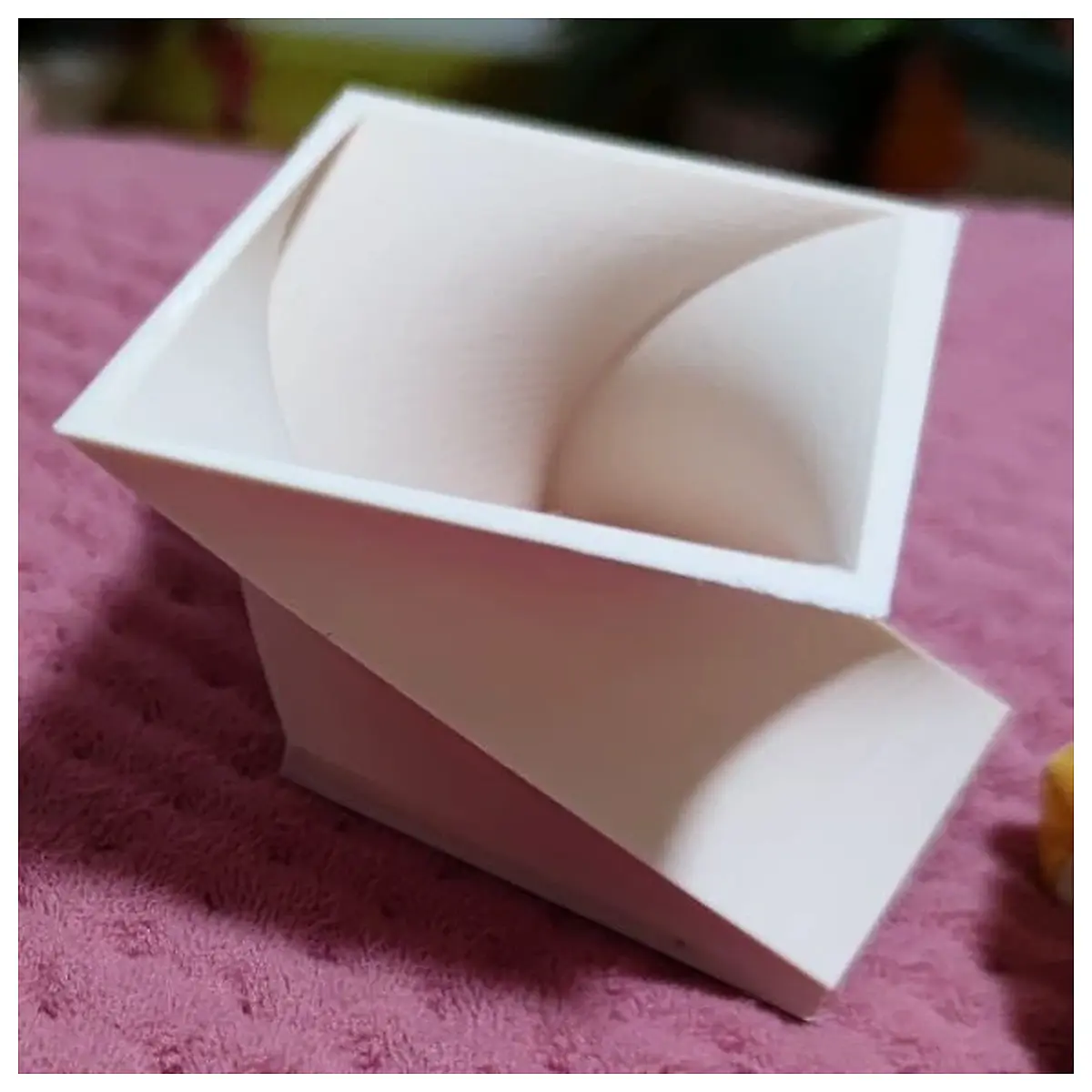 Spiral Pencil Case Organizer Desk Storage Box Student Stationery Pen Holder Multi Function Storage Creative Pencil Case