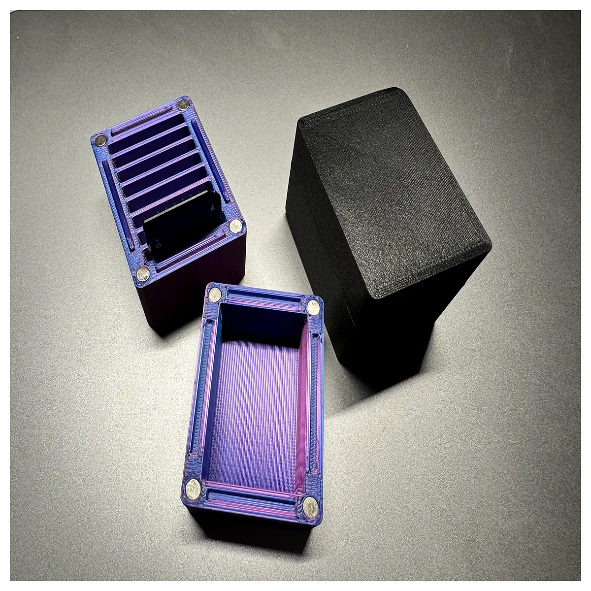 SD Card Case Storage Card Holder Phone Case Electronic Device Accessory Card Box Suitable for TF Cards