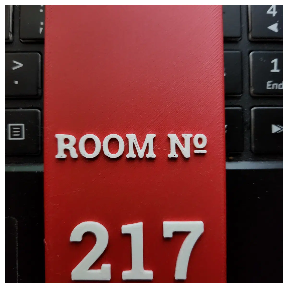 Shining Keychains 217 Room Decor Memorial Gift Keyring Charm Creative Present for Friends Keyring