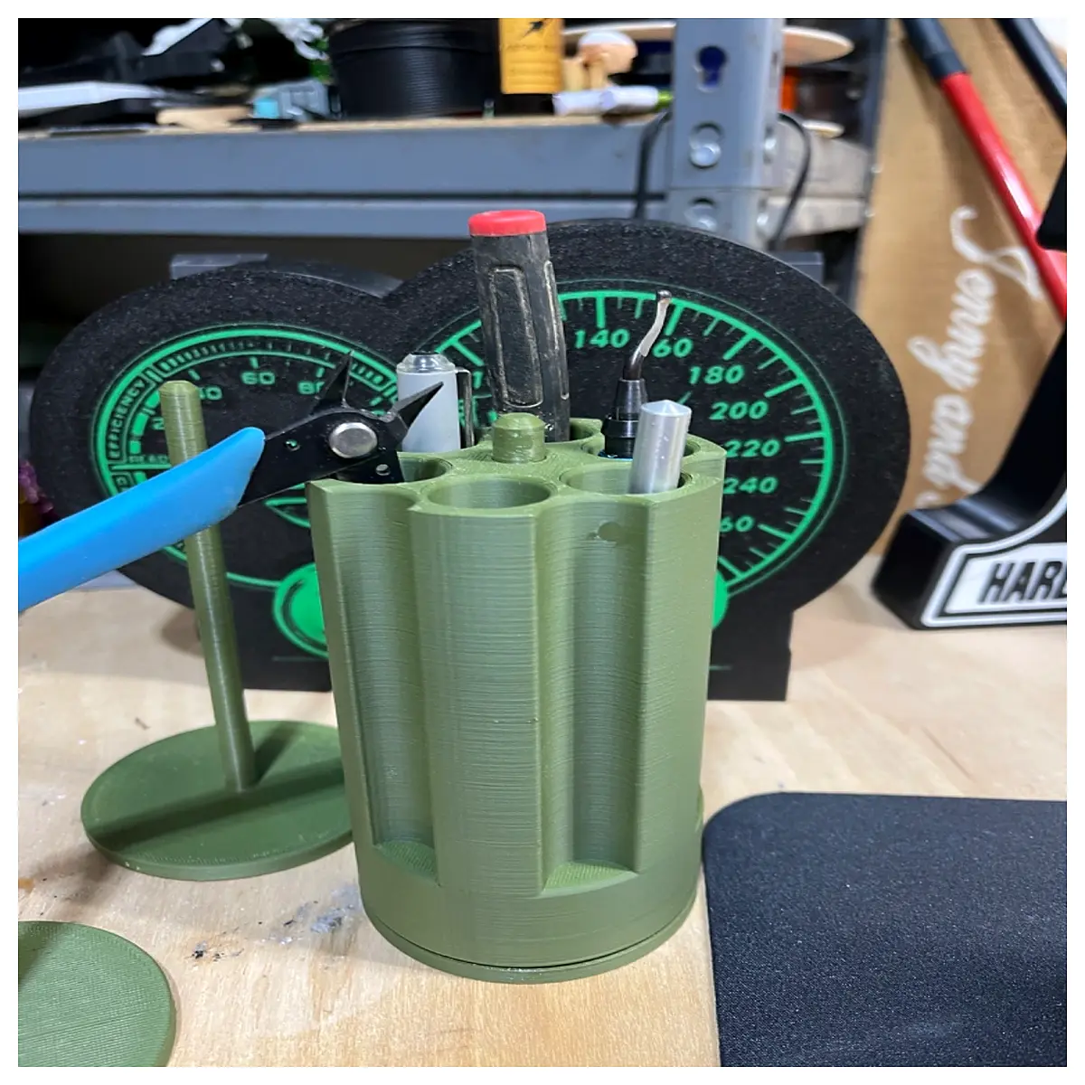 stress relief fidget pencil holder desk organizer anti anxiety spinning toy for students office