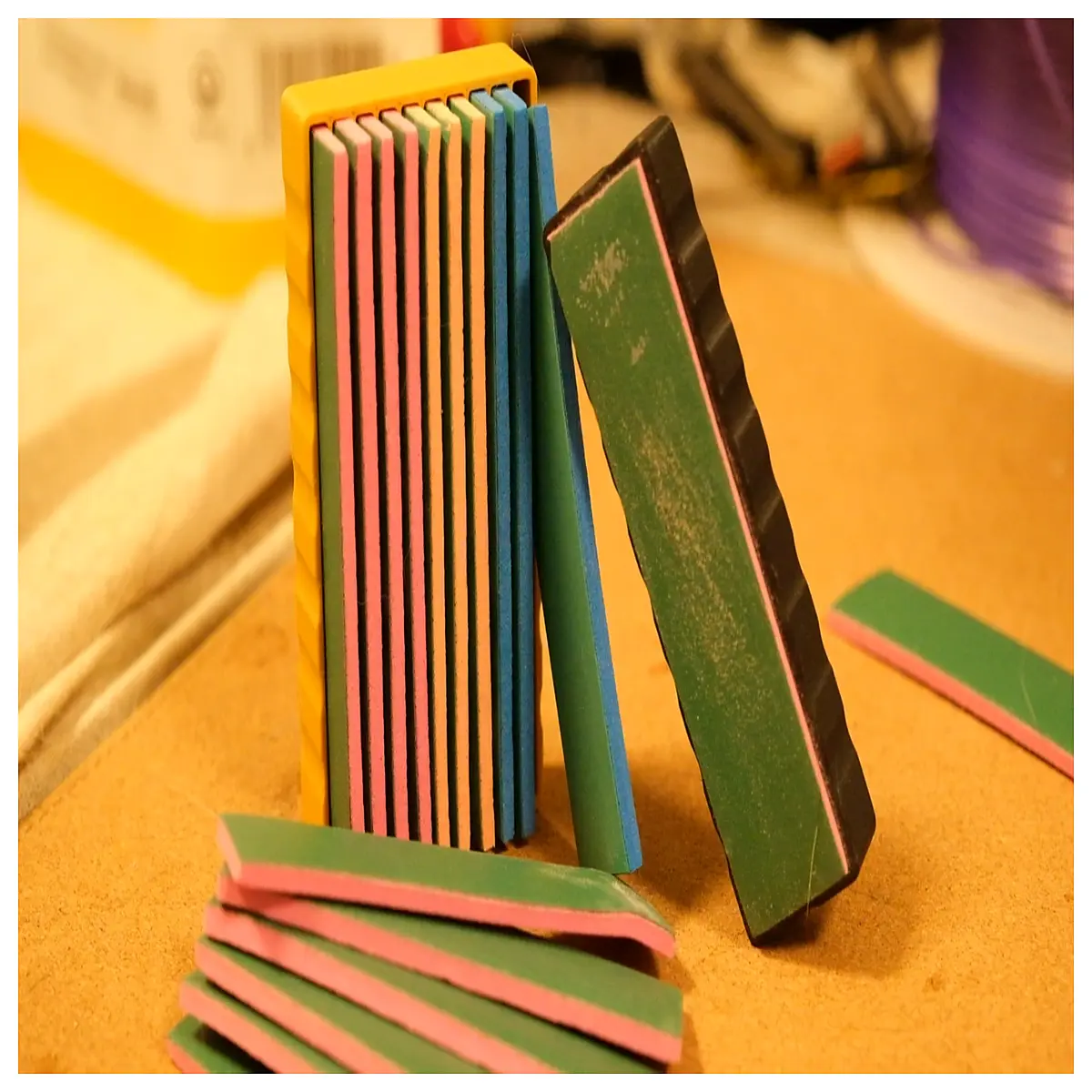 Spongy Sandpaper Storage Box Tool Organizer Sandpaper Holder Grinding Tool Case Sandpaper Storage Solutions