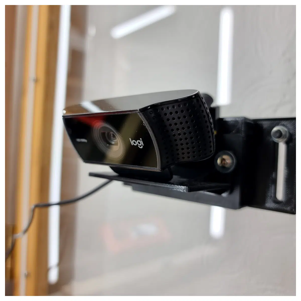 Webcam Mount for C922 Desktop Stand Streaming Support Video Conferencing Accessory
