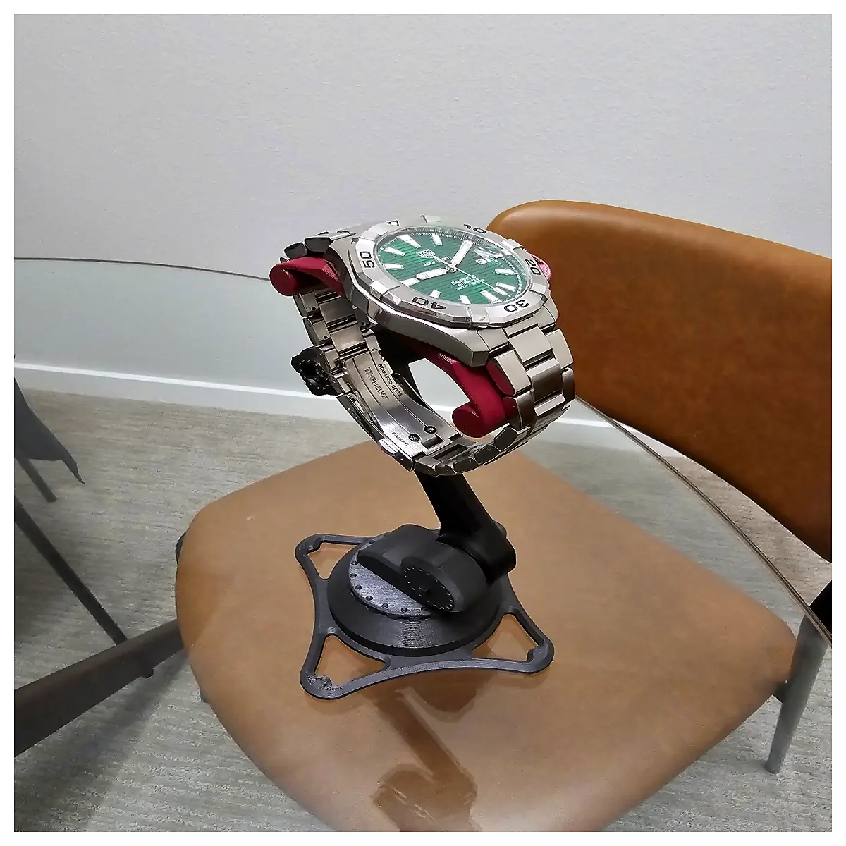 Portable Mechanical Arm Watch Stand Dum E Desktop Wristwatch Holder Stable Support Space Saving Adjustable Angle Accessories